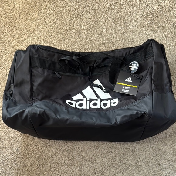 NWT Mens adidas Black Defender 4.0 Duffel Durable LARGE Athletic Gym Travel Bag - Picture 2 of 14